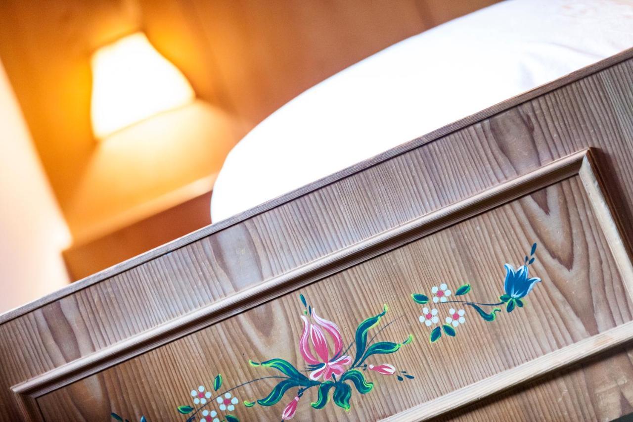 ラナ Pension Rebgut Bed & Breakfast エクステリア 写真